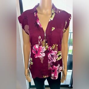 Express, sleeveless floral print, with zip,  blouse.  Sz XS